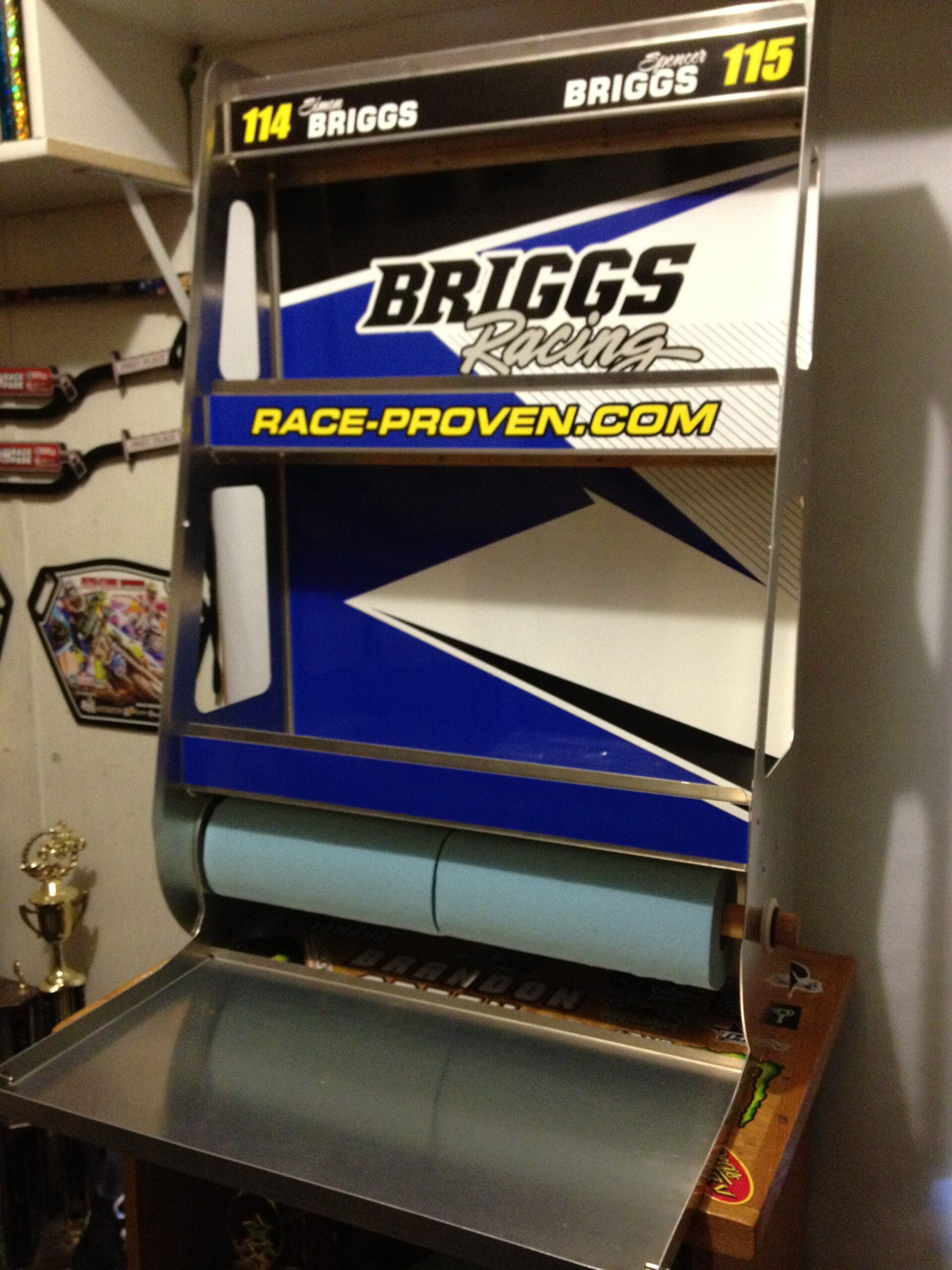 358 Shelf - down 358 Work Station